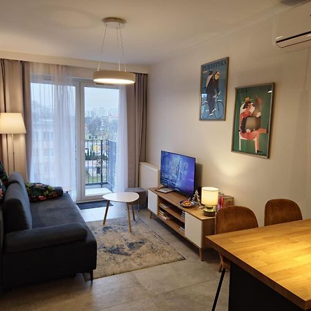 Harry'S Apartment/Centrum/Parking Wroclaw Exterior photo